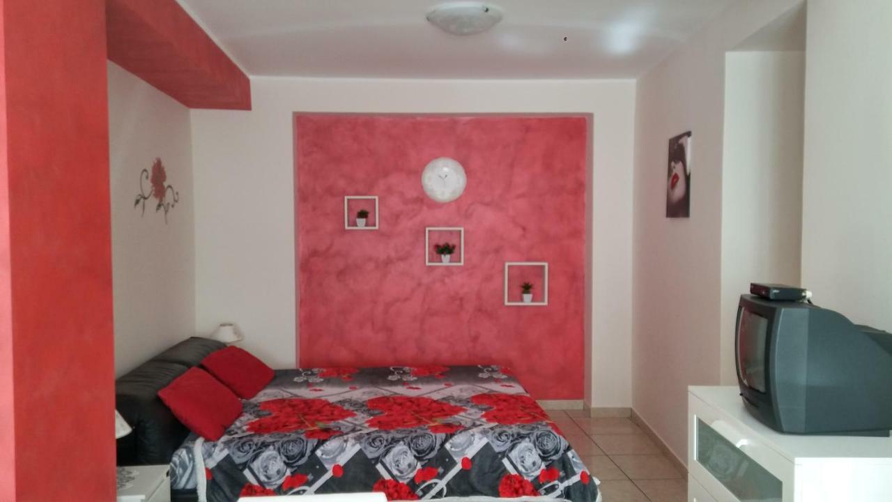 B&B Le Tre Gemme Junior Лентини Екстериор снимка